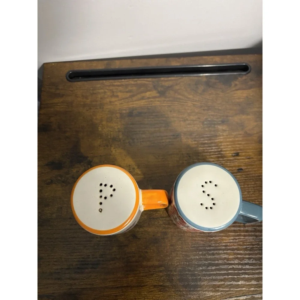 Pioneer Woman Salt And Pepper Shakers 